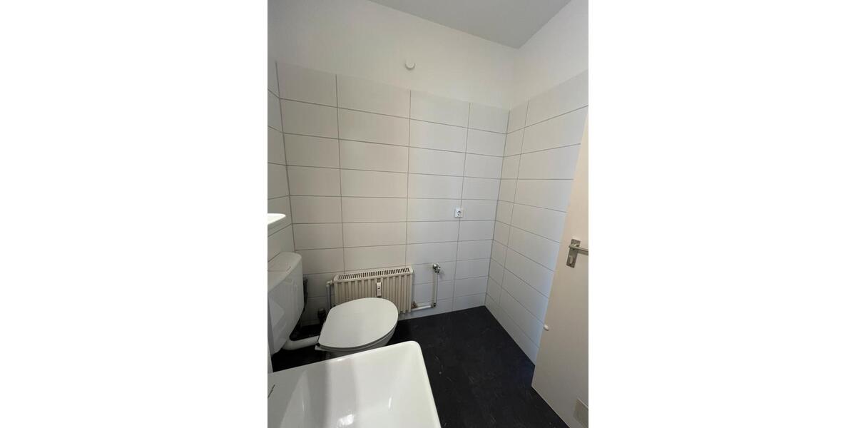 Etagenwohnung Wiesbaden Mainz-Kostheim - 2 Zimmer, 63 m&sup2;, 1.250&euro; | Angebot:26617507