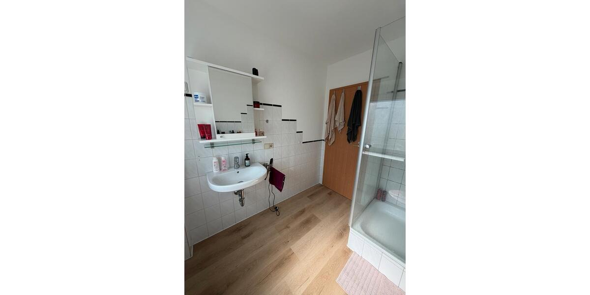 Etagenwohnung Eppelborn - 3 Zimmer, 84 m&sup2;, 850&euro; | Angebot:26293954
