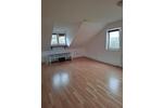 Dachgeschoßwohnung Windischeschenbach - 2 Zimmer, 79 m&sup2;, 420&euro; | Angebot:25839158