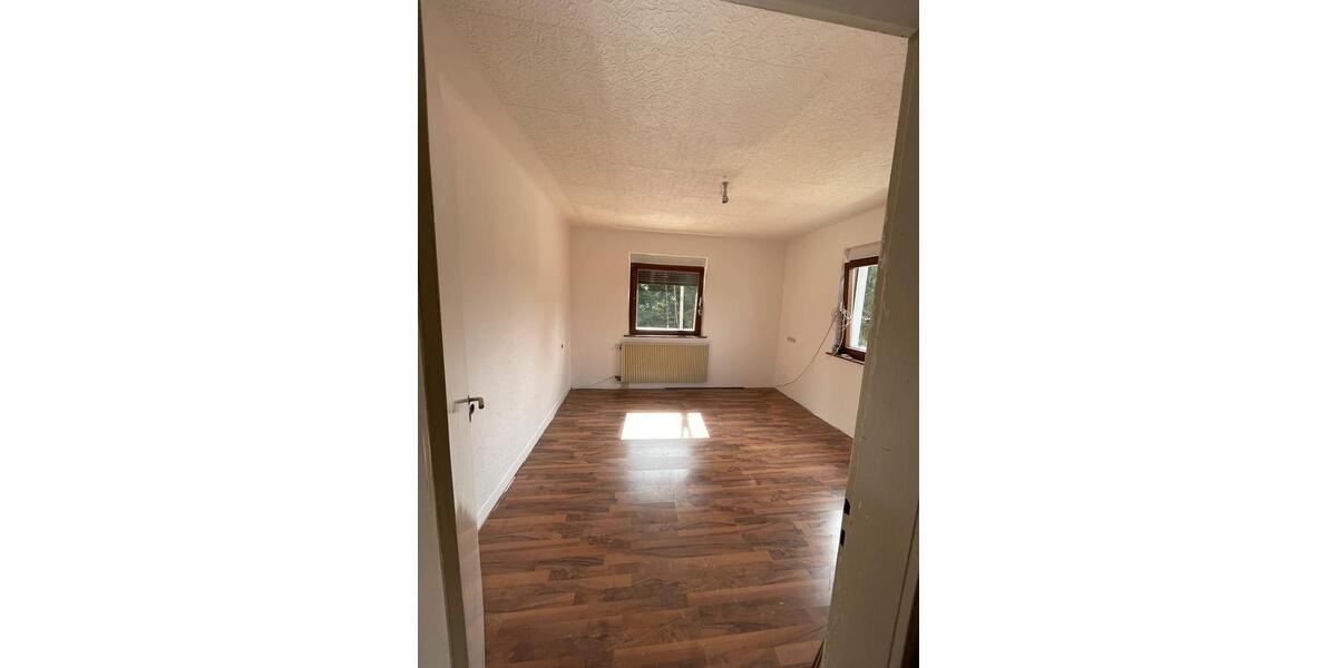 3 WG-Zimmer in 6er Wohngemeinschaft in großem Haus ab 01.01.2026 1 zimmer