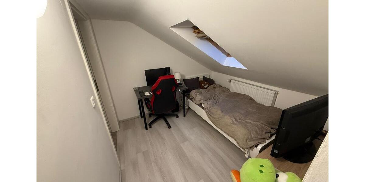 Dachgeschoßwohnung Horn-Bad Meinberg Bad Meinberg - 2 Zimmer, 40 m&sup2;, 320&euro; | Angebot:26337249