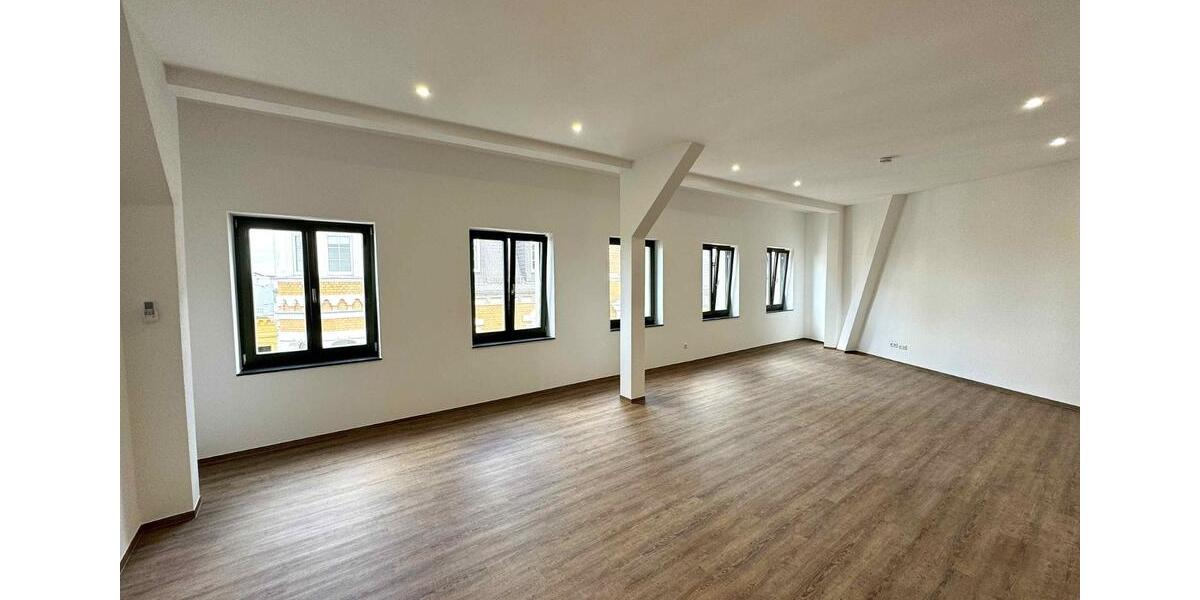 Dachgeschoßwohnung Köthen (Anhalt) - 2 Zimmer, 87 m&sup2;, 650&euro; | Angebot:24660036