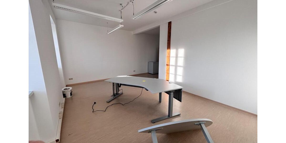 Etagenwohnung Wurzen - 2 Zimmer, 80 m&sup2;, 483&euro; | Angebot:26678309