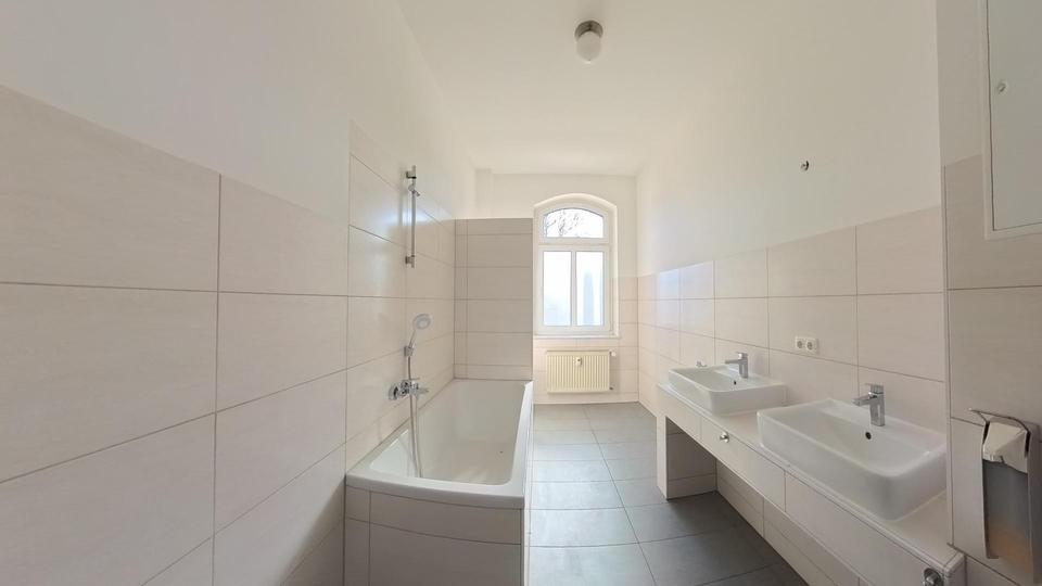 Erdgeschoßwohnung Mühlhausen (Thüringen) - 7 Zimmer, 160 m&sup2;, 890&euro; | Angebot:26033850