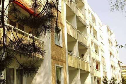 Wohnung Zeitz - 3 Zimmer, 68 m&sup2;, 380&euro; | Angebot:27688177
