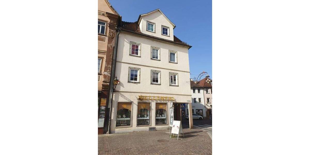 Etagenwohnung Bad Mergentheim - 3 Zimmer, 120 m&sup2;, 700&euro; | Angebot:25668919