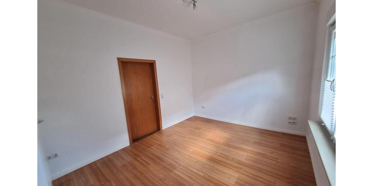 2 Zimmer in gemütlicher 4er WG 1 zimmer