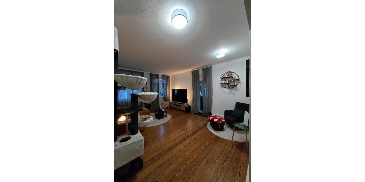 Erdgeschoßwohnung Alzey - 4 Zimmer, 133 m&sup2;, 1.220&euro; | Angebot:24804902