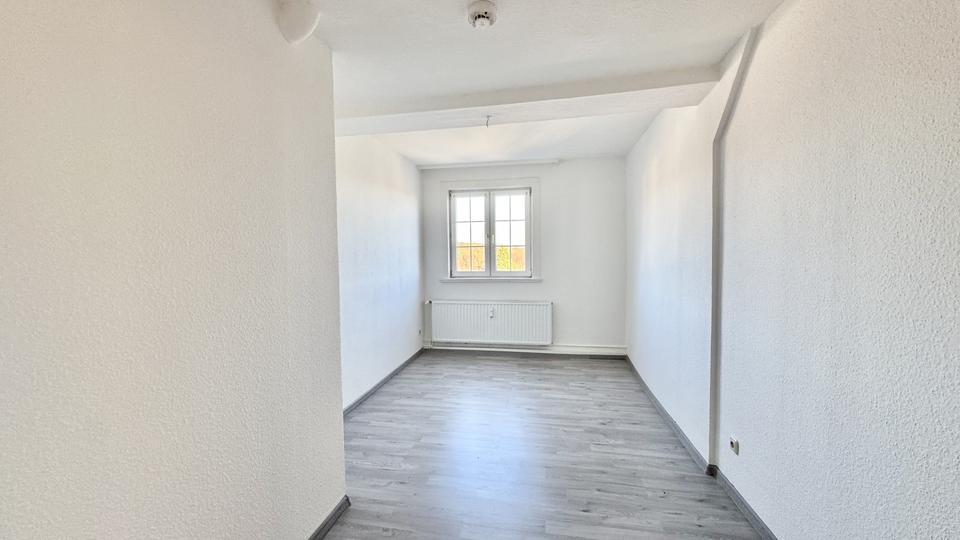 Dachgeschoßwohnung Bad Sachsa - 5 Zimmer, 99 m&sup2;, 650&euro; | Angebot:25375268