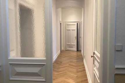 Wohnung Wiesbaden Klarenthal - 5 Zimmer, 125 m&sup2;, 2.225&euro; | Angebot:26422855