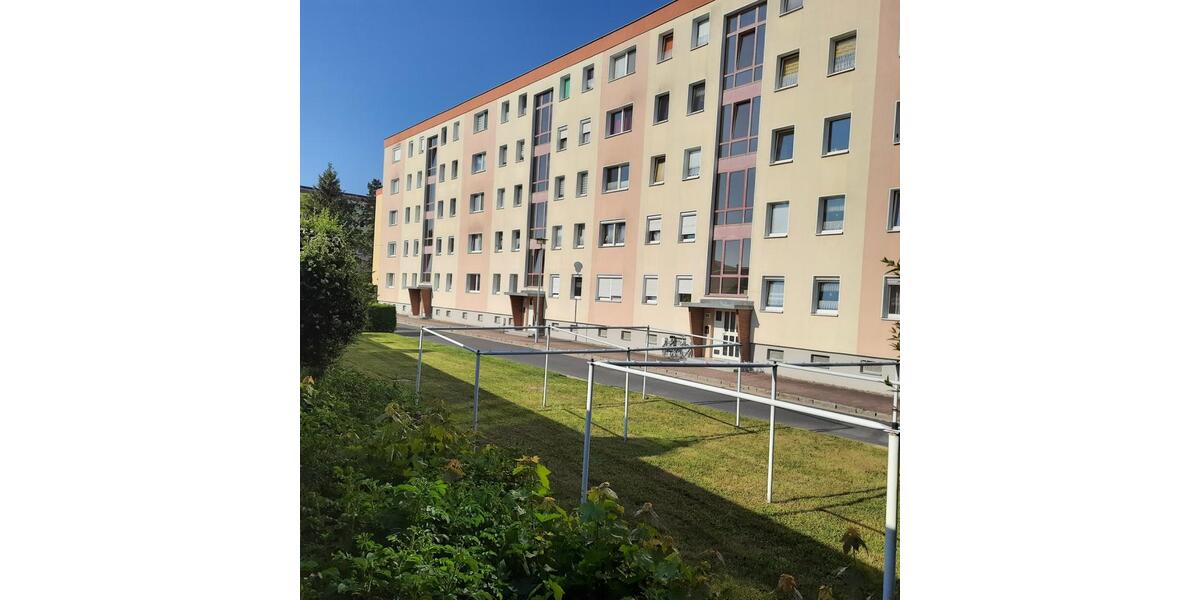 Etagenwohnung Großenhain - 3 Zimmer, 67 m&sup2;, 434&euro; | Angebot:24877913