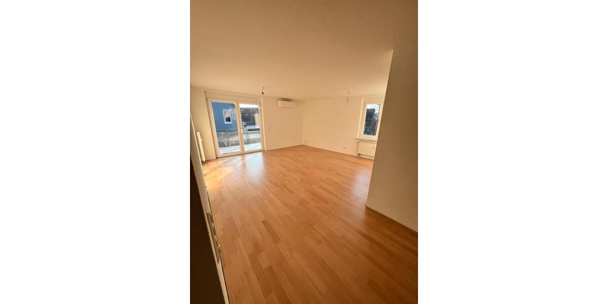 Etagenwohnung Karlsruhe Knielingen - 3 Zimmer, 89 m&sup2;, 1.350&euro; | Angebot:26495367