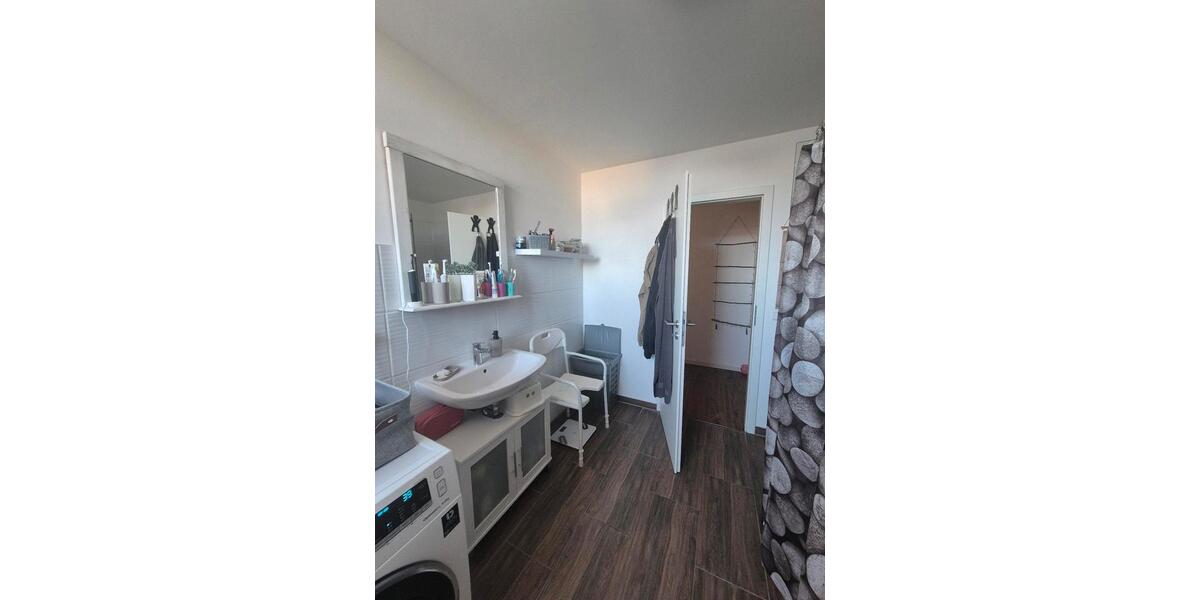 Dachgeschoßwohnung Ebersbach-Neugersdorf Neugersdorf - 5 Zimmer, 165 m&sup2;, 742&euro; | Angebot:24679375