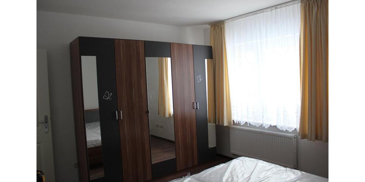 Etagenwohnung Bonn Friesdorf - 3 Zimmer, 85 m&sup2;, 1.150&euro; | Angebot:24653441