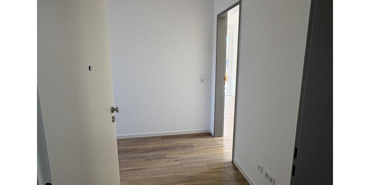 Dachgeschoßwohnung Saterland - 3 Zimmer, 61 m&sup2;, 660&euro; | Angebot:26453903