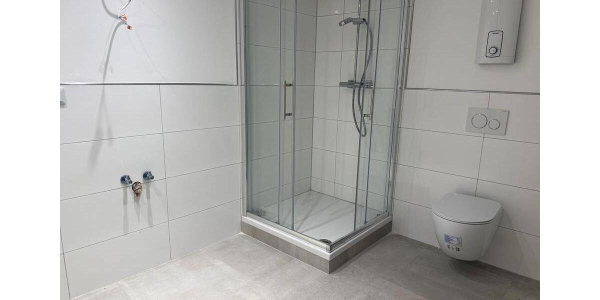 Lichtdurchflutet, Kernsaniert, Bezugsfertig 90qm 4,5 Zi Wohnung 4 zimmer