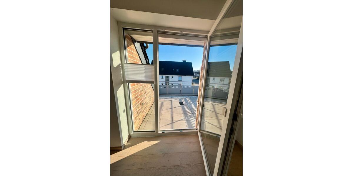 Dachgeschoßwohnung Bad Oeynhausen Rehme - 2 Zimmer, 80 m&sup2;, 820&euro; | Angebot:26297454