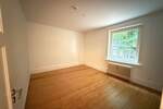 Gepflegte und gut geschnittene 3 Zimmerwohnung mit neuer Einbauküche und Duschbad in Tonndorf 3 zimmer