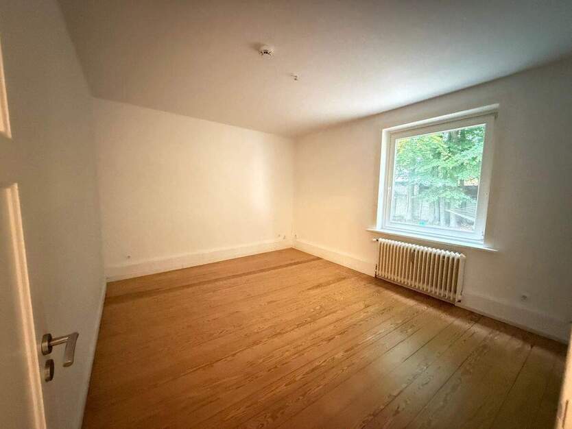 Gepflegte und gut geschnittene 3 Zimmerwohnung mit neuer Einbauküche und Duschbad in Tonndorf 3 zimmer