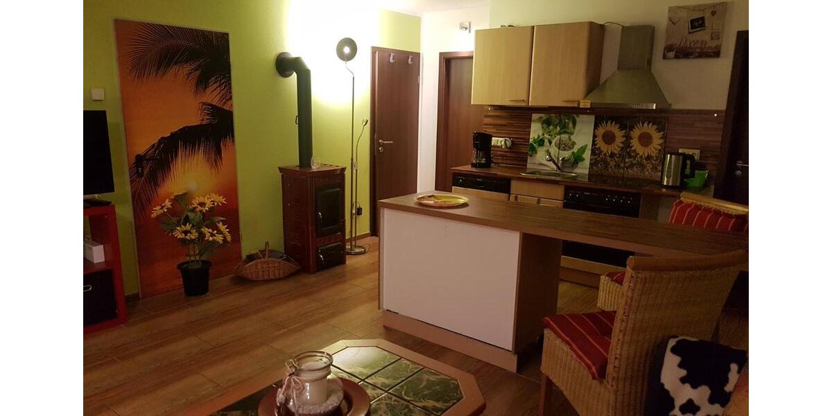 Wohnen auf Zeit Rötha - 1 Zimmer, 35 m&sup2;, 35&euro; | Angebot:25493205