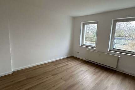 Wohnung Karow Karow - 3 Zimmer, 65 m&sup2;, 404&euro; | Angebot:24428072