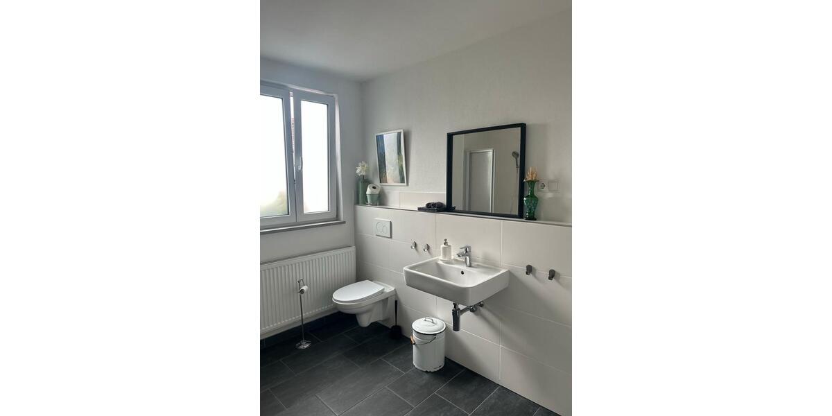 Wohnen auf Zeit Happurg - 3 Zimmer, 75 m&sup2;, 80&euro; | Angebot:12330062