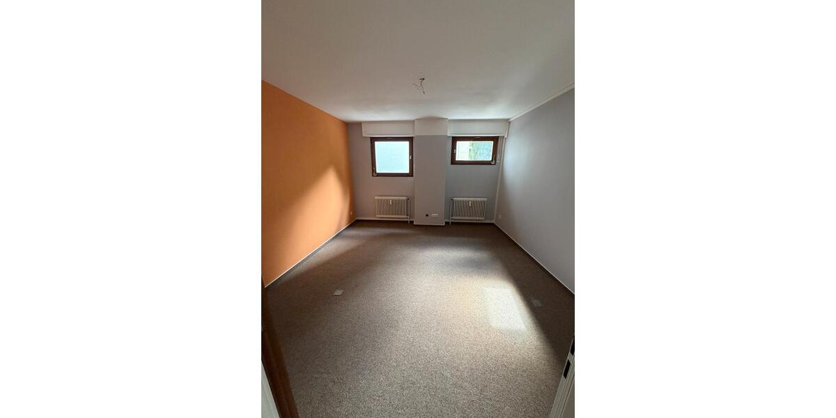 Erdgeschoßwohnung Offenbach am Main Buchrain - 5 Zimmer, 140 m&sup2;, 1.600&euro; | Angebot:26625712