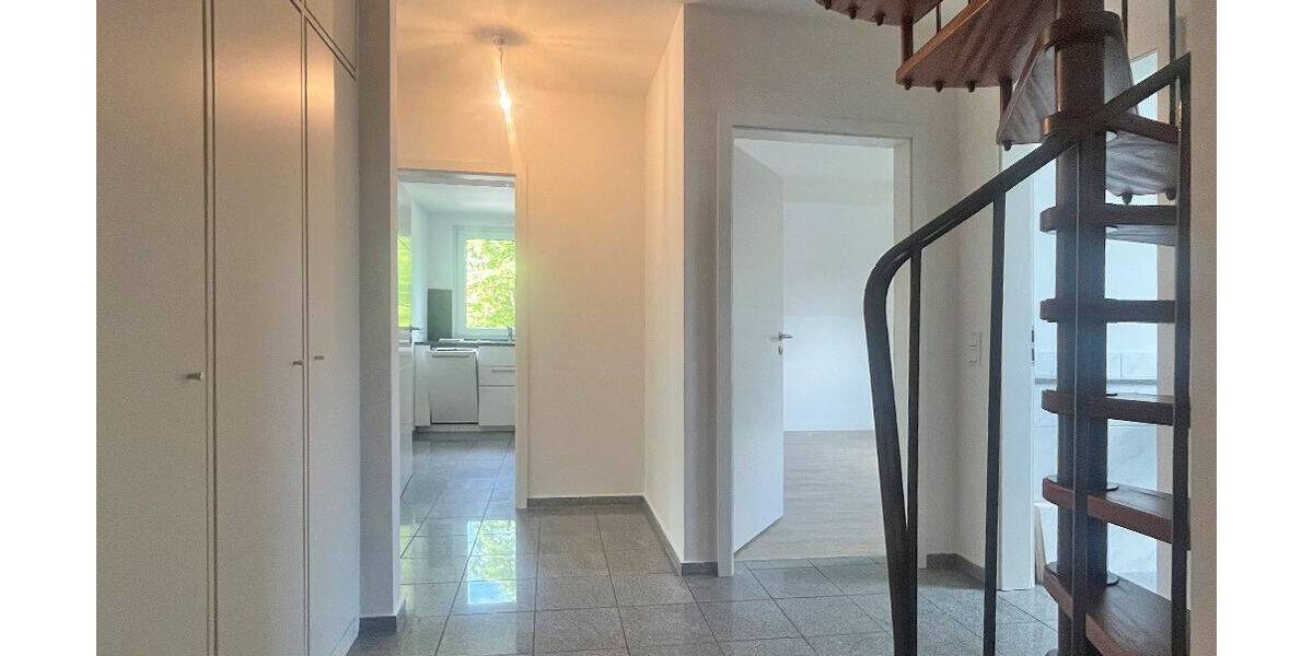 Etagenwohnung Hamburg Rahlstedt - 4 Zimmer, 106 m&sup2;, 1.400&euro; | Angebot:26733432