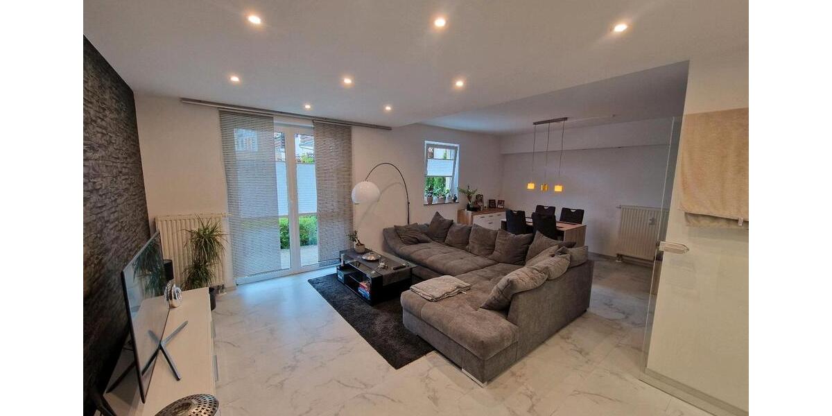 Erdgeschoßwohnung Ronneburg - 2 Zimmer, 63 m&sup2;, 465&euro; | Angebot:24774698