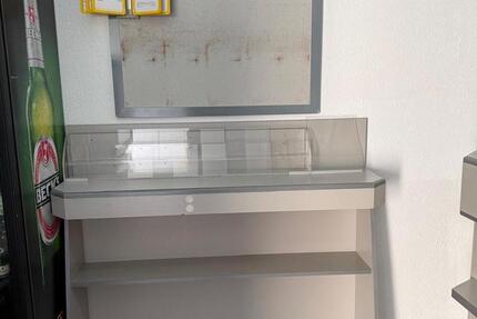 Lotto-Tresen mit Lottoablage - Ladeneinrichtung zimmer