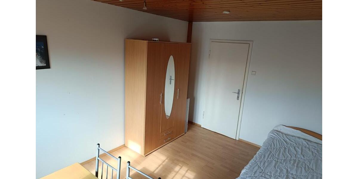 Wohnen auf Zeit Zell am Main - 1 Zimmer, 16 m&sup2;, 420&euro; | Angebot:26246254
