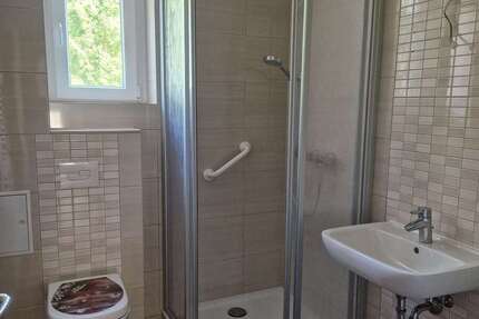 Wohnung zum Mieten in Schönebeck 340 € 48.4 m² 2 zimmer