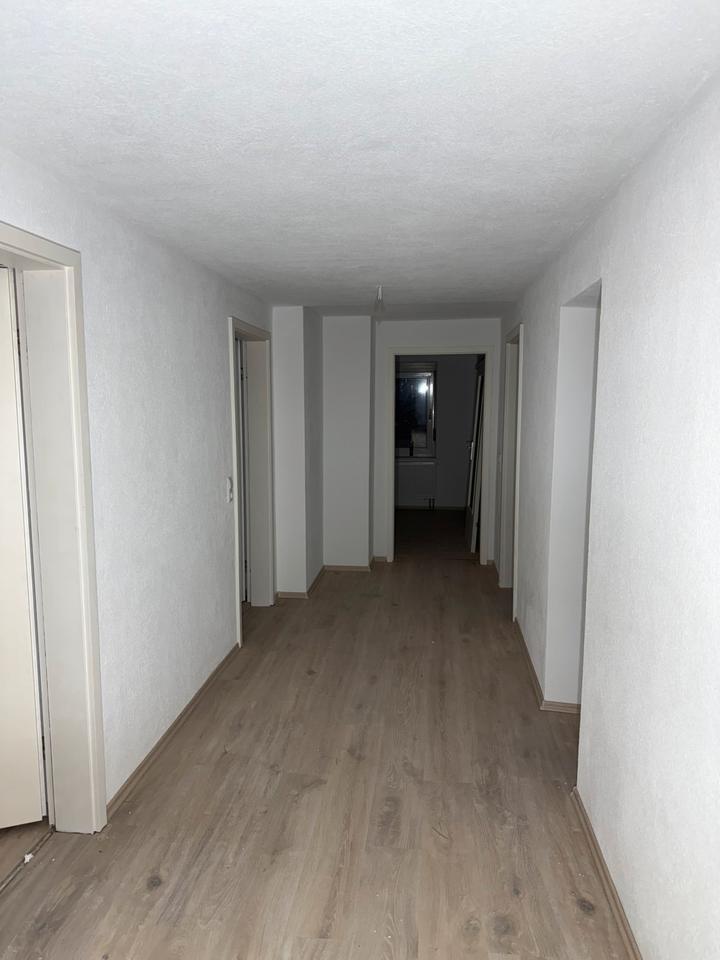 Attraktive frisch renovierte 4-Zimmer Wohnung! zimmer