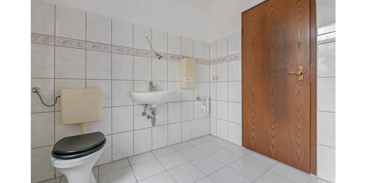 Etagenwohnung Neustadt - 2 Zimmer, 58 m&sup2;, 385&euro; | Angebot:26078285