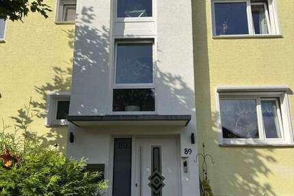 Wohnung Kassel Oberzwehren - 2 Zimmer, 93 m&sup2;, 725&euro; | Angebot:24992600