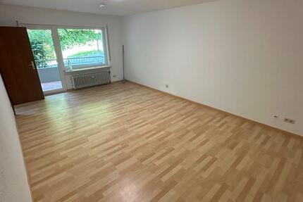 Zwei-Zimmer Wohnung zum Vermieten zimmer