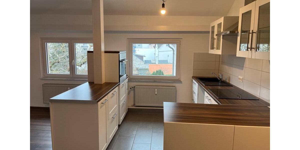 Etagenwohnung Hanau Lamboy - 4 Zimmer, 100 m&sup2;, 1.900&euro; | Angebot:24711587