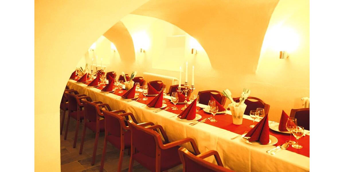 Etagenwohnung Rostock - 2 Zimmer, 118 m&sup2;, 453&euro; | Angebot:25655222