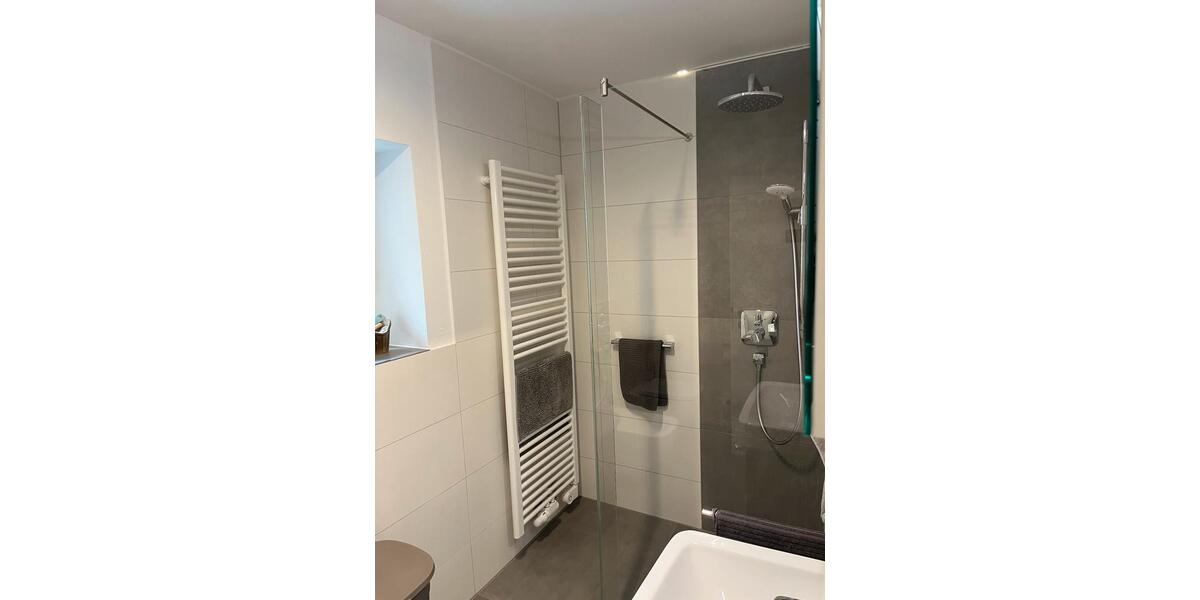 Hochparterre Neidlingen - 4 Zimmer, 1.100&euro; | Angebot:22168624