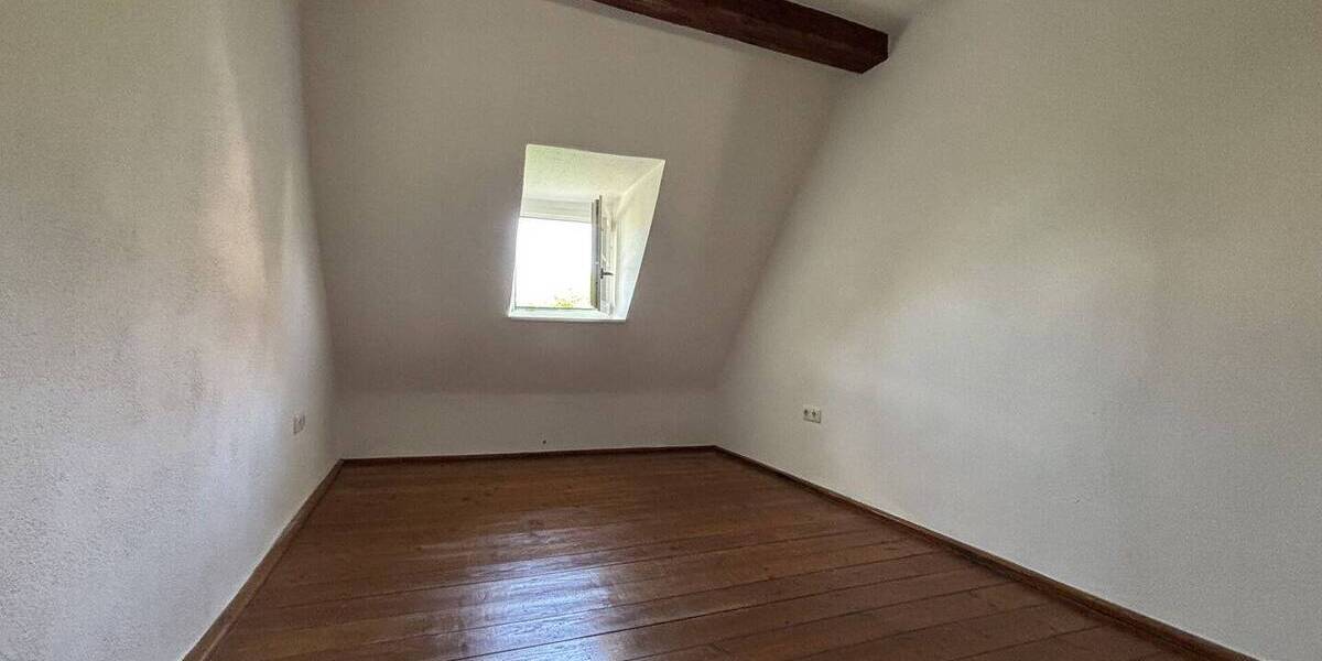 Einfamilienhaus Zapfendorf Kirchschletten - 7 Zimmer, 140 m&sup2;, 650&euro; | Angebot:26796223