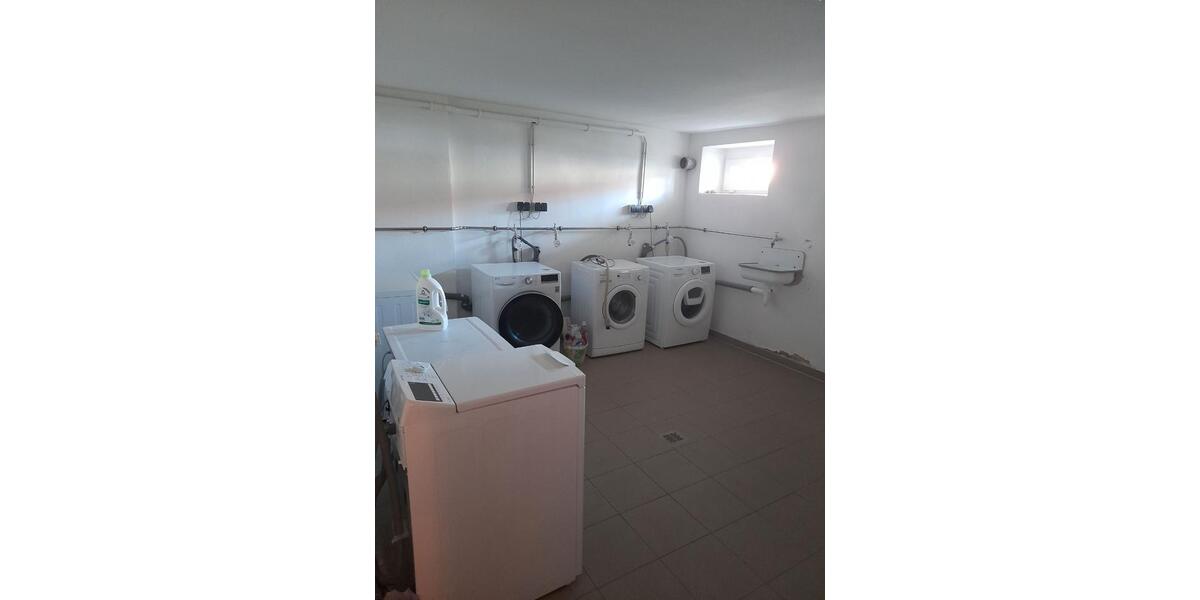 Etagenwohnung Zeitz - 2 Zimmer, 57 m&sup2;, 343&euro; | Angebot:26604448