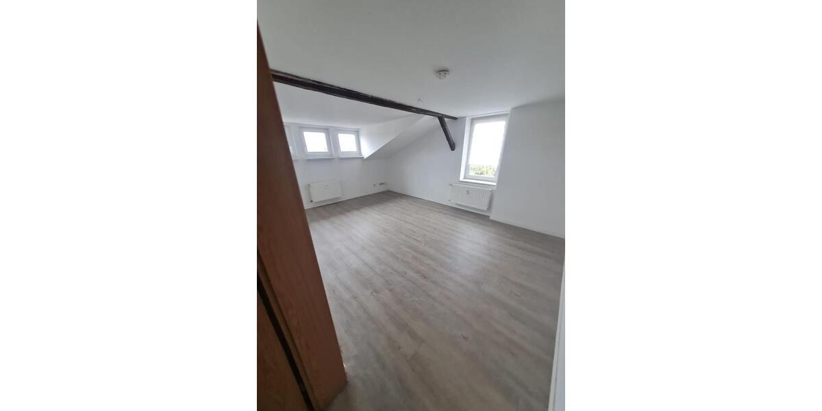 Dachgeschoßwohnung Magdeburg Beyendorf-Sohlen - 3 Zimmer, 70 m&sup2;, 350&euro; | Angebot:24354424