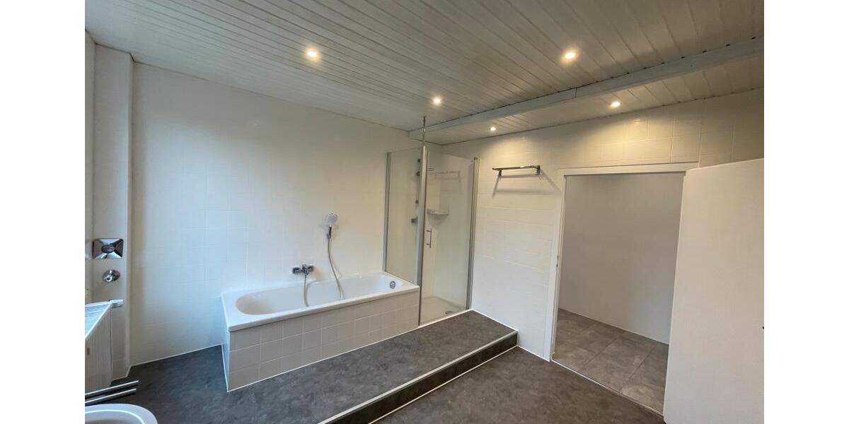 Etagenwohnung Kaufungen - 1 Zimmer, 81 m&sup2;, 900&euro; | Angebot:25590700