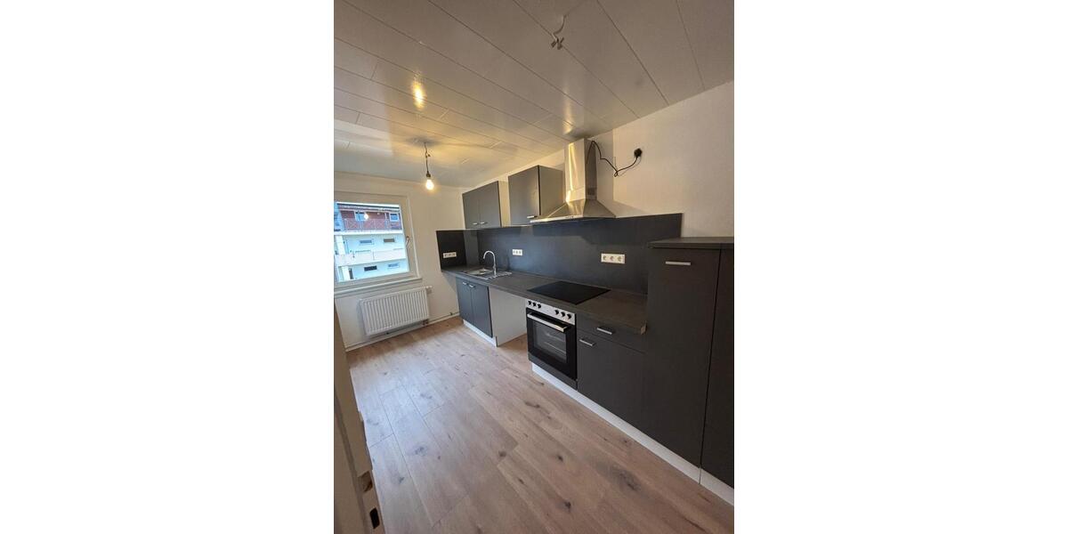Dachgeschoßwohnung Worms - 3 Zimmer, 92 m&sup2;, 1.058&euro; | Angebot:25975167