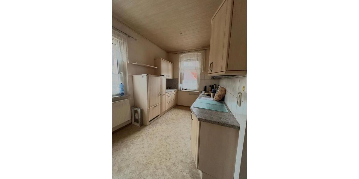 Etagenwohnung Eisenberg - 2 Zimmer, 55 m&sup2;, 450&euro; | Angebot:26536560