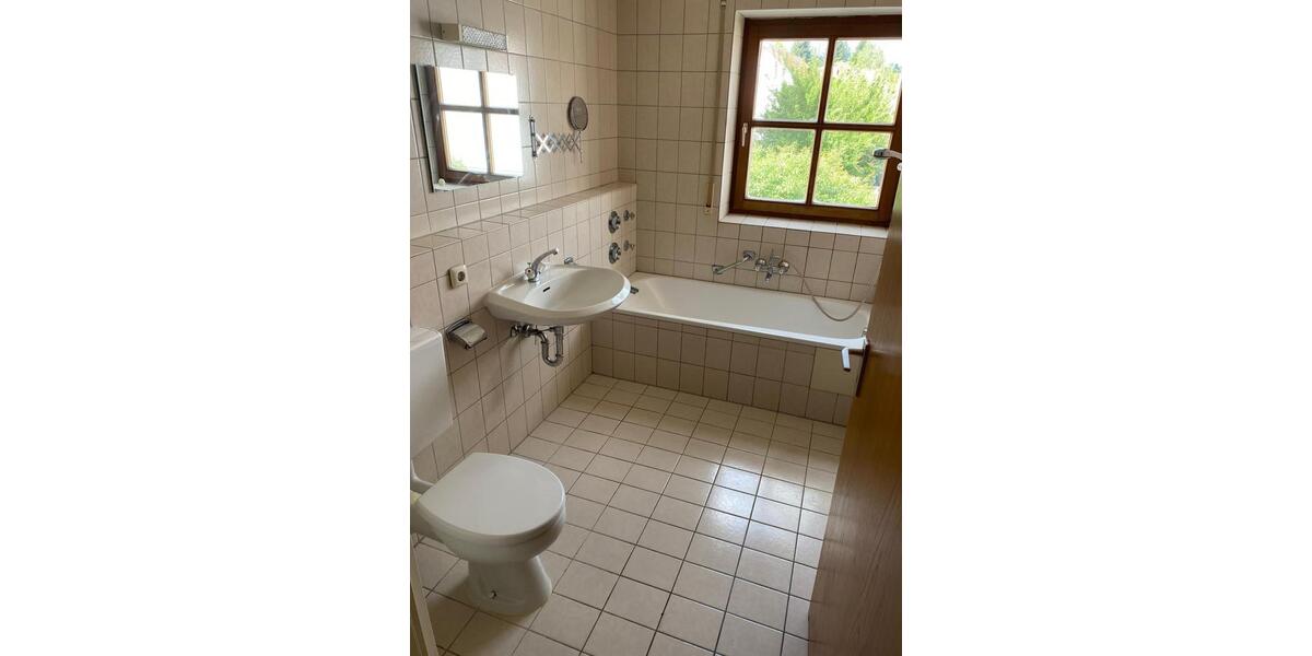 Etagenwohnung Simbach am Inn - 1 Zimmer, 32 m&sup2;, 450&euro; | Angebot:26625487