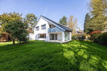 Haus Neuss Gnadental - 7 Zimmer, 260 m&sup2;, 4.000&euro; | Angebot:26037990