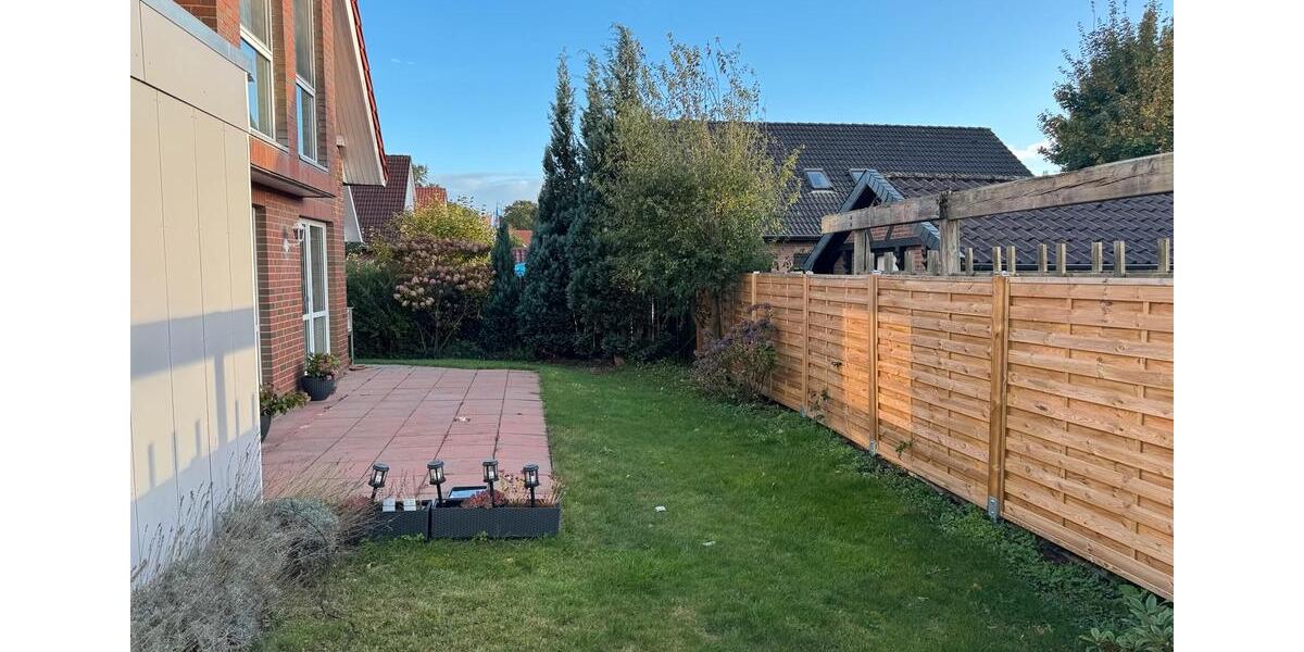 Helles Einfamilienhaus mit Doppelcarport und Garten in Osternburg 4 zimmer