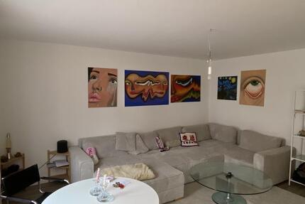 2-Zimmerwohnung mit Balkon zur Zwischenmiete in Ehrenfeld zimmer