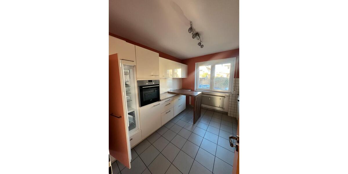 Erdgeschoßwohnung Dreieich - 4 Zimmer, 120 m&sup2;, 1.700&euro; | Angebot:23403248